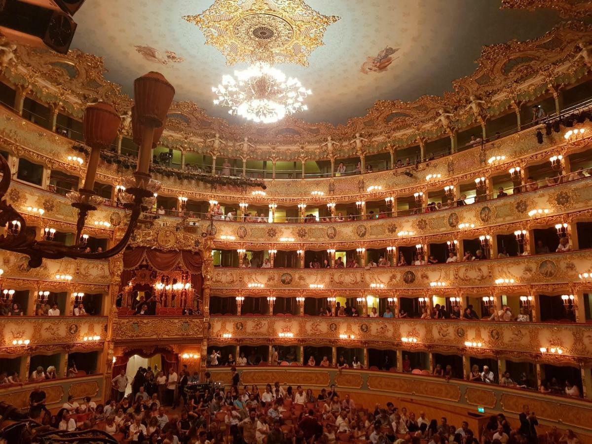 Palazzo Morosini Brandolin Dimora Romantica Венеция Экстерьер фото